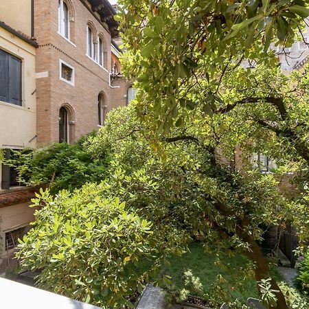 Ca' San Carlo Residence By Wonderful Italy Венеція Екстер'єр фото