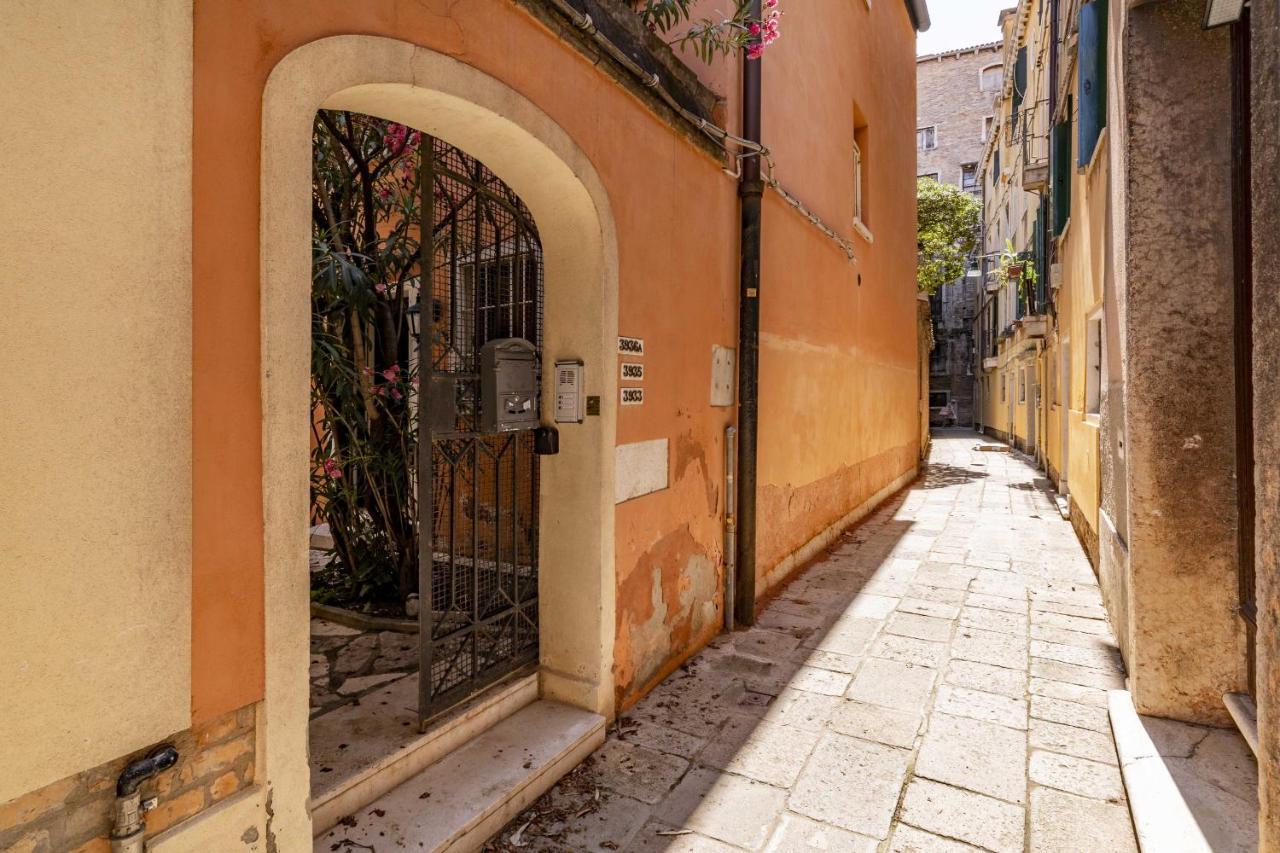 Ca' San Carlo Residence By Wonderful Italy Венеція Екстер'єр фото