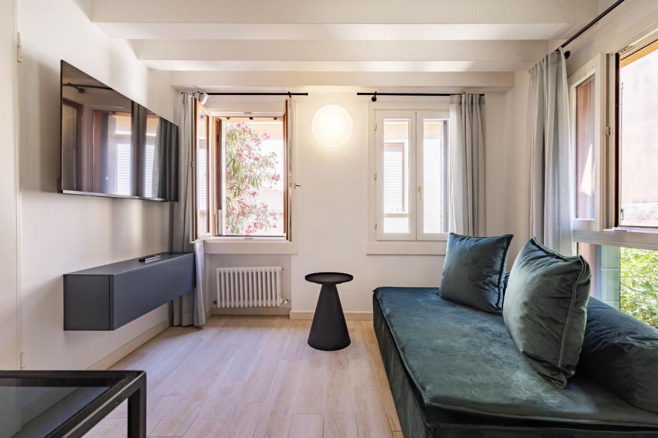 Ca' San Carlo Residence By Wonderful Italy Венеція Екстер'єр фото
